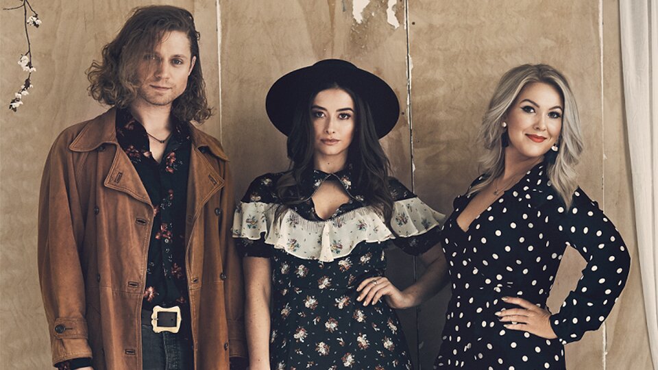 The Wandering Hearts Standing