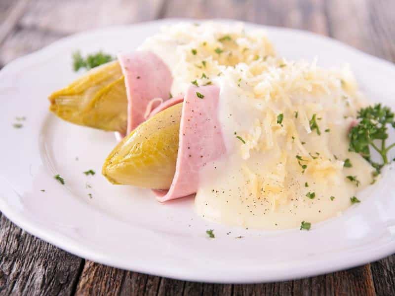 Endives au jambon gratinées au four