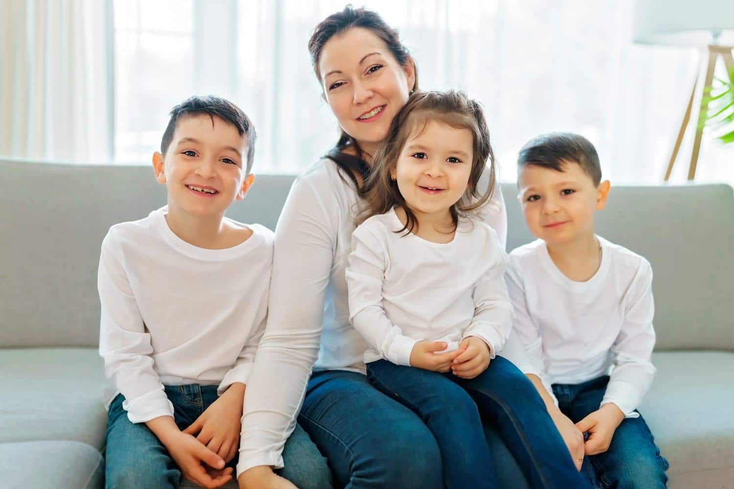 Carte familles nombreuses : plus facile à demander en 2025, quels avantages ?