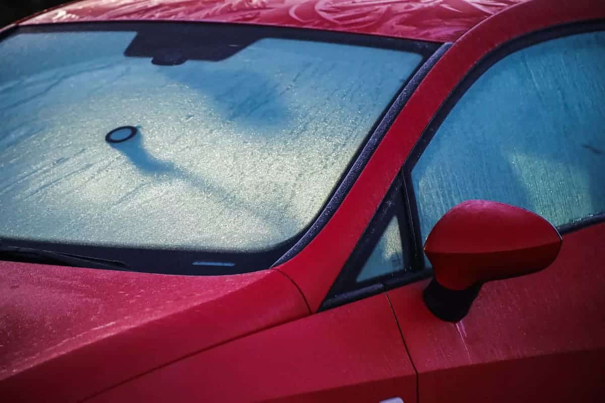 Hidden Button Defrosts Your Windshield