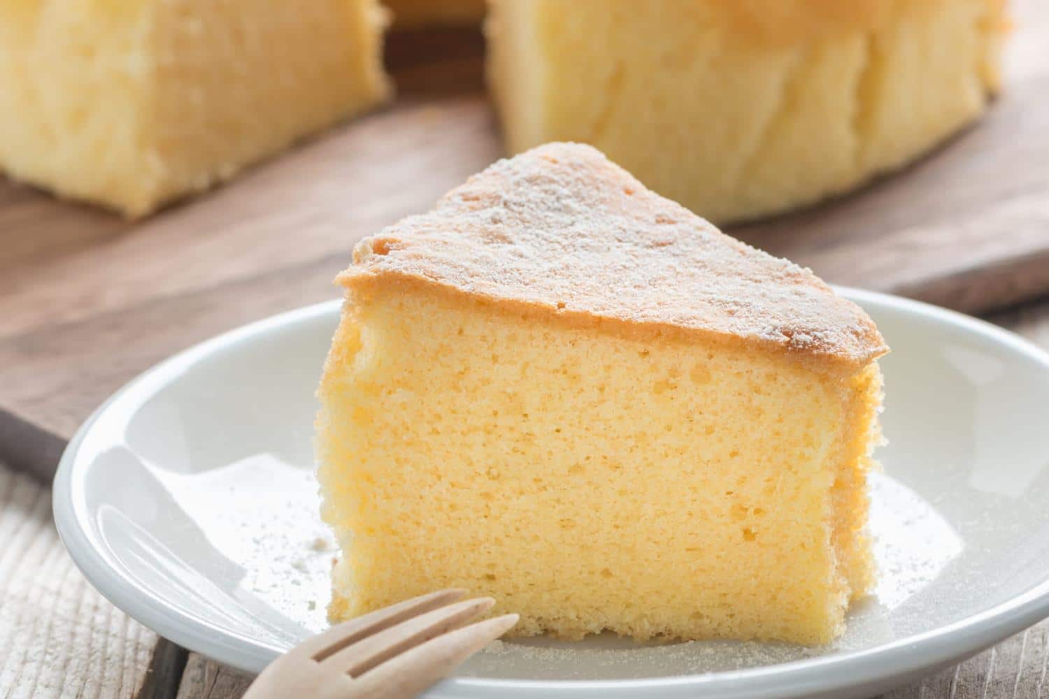 Plus moelleux que le gâteau au yaourt, le gâteau éponge express