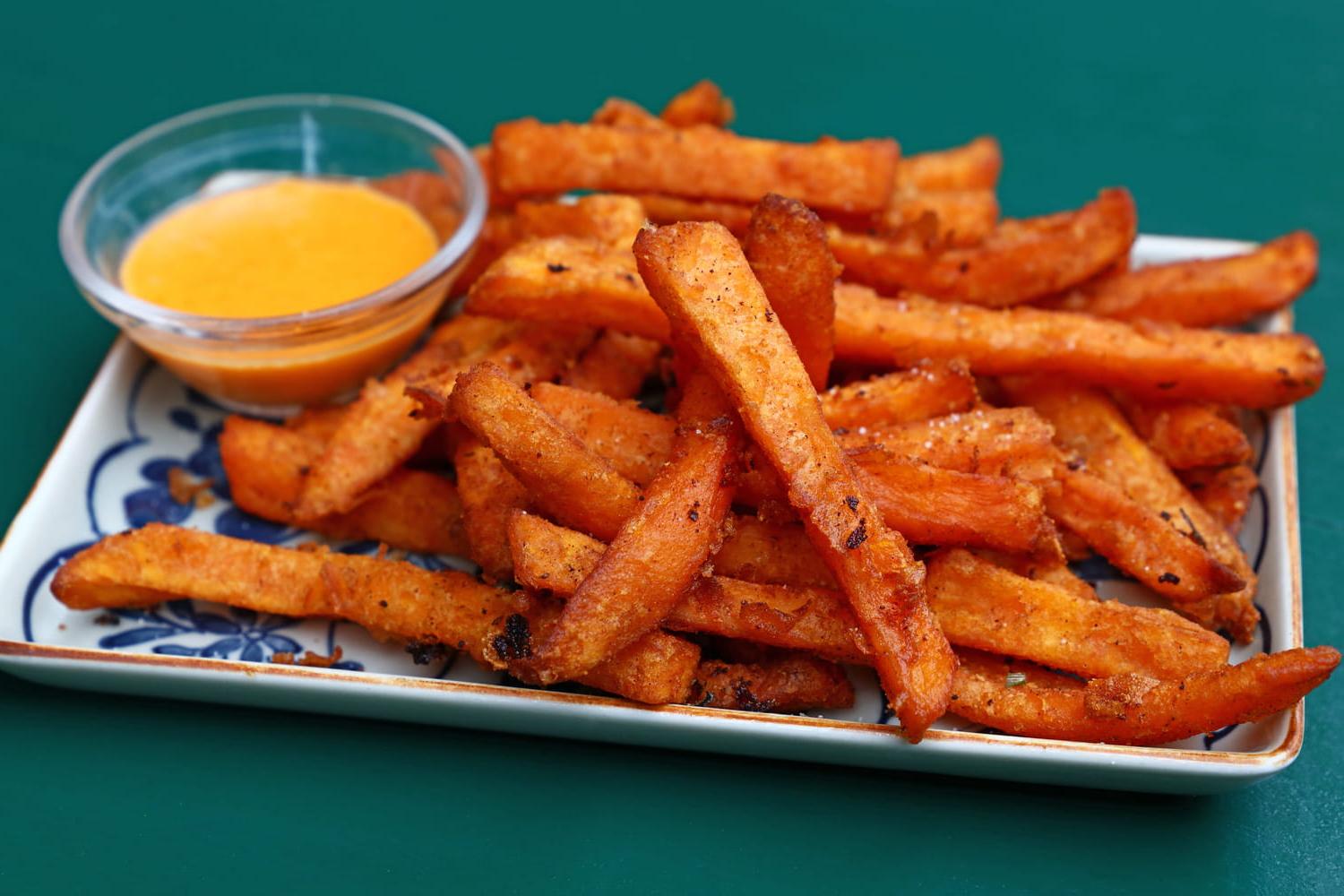 Les frites de patate douce sont encore meilleures quand on connaît l'astuce de Laurent Mariotte