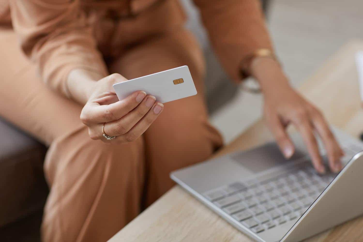 Ce document administratif est 100% gratuit, mais un site frauduleux piège de plus en plus de Français