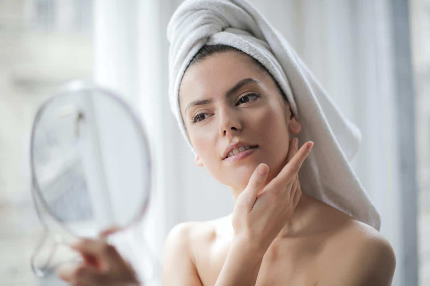 Comment avoir une belle peau rapidement ? Les bons gestes à adopter