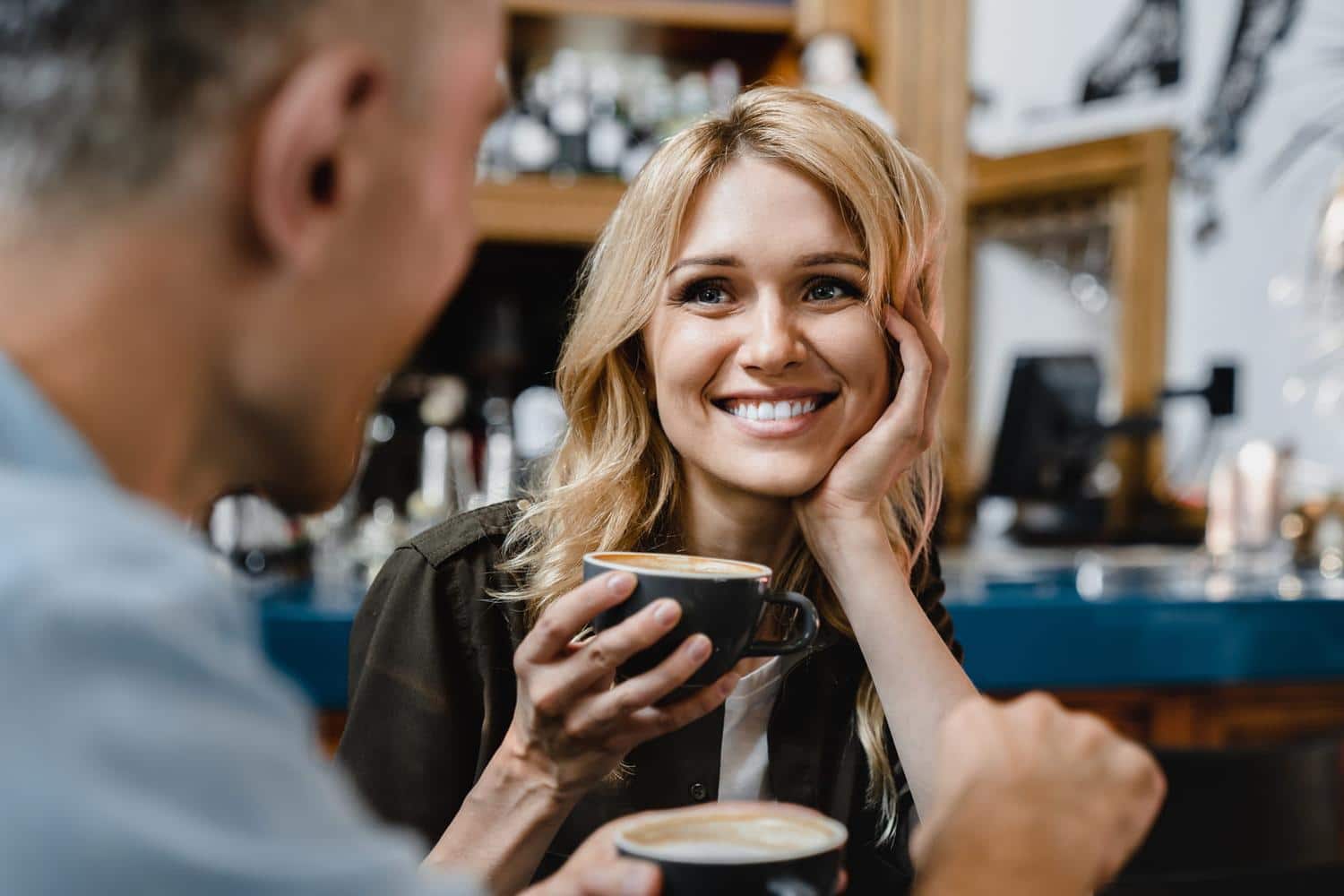 Ni l'humour, ni le charisme : voici le nouveau critère qui séduit toutes les femmes, elles sont unanimes