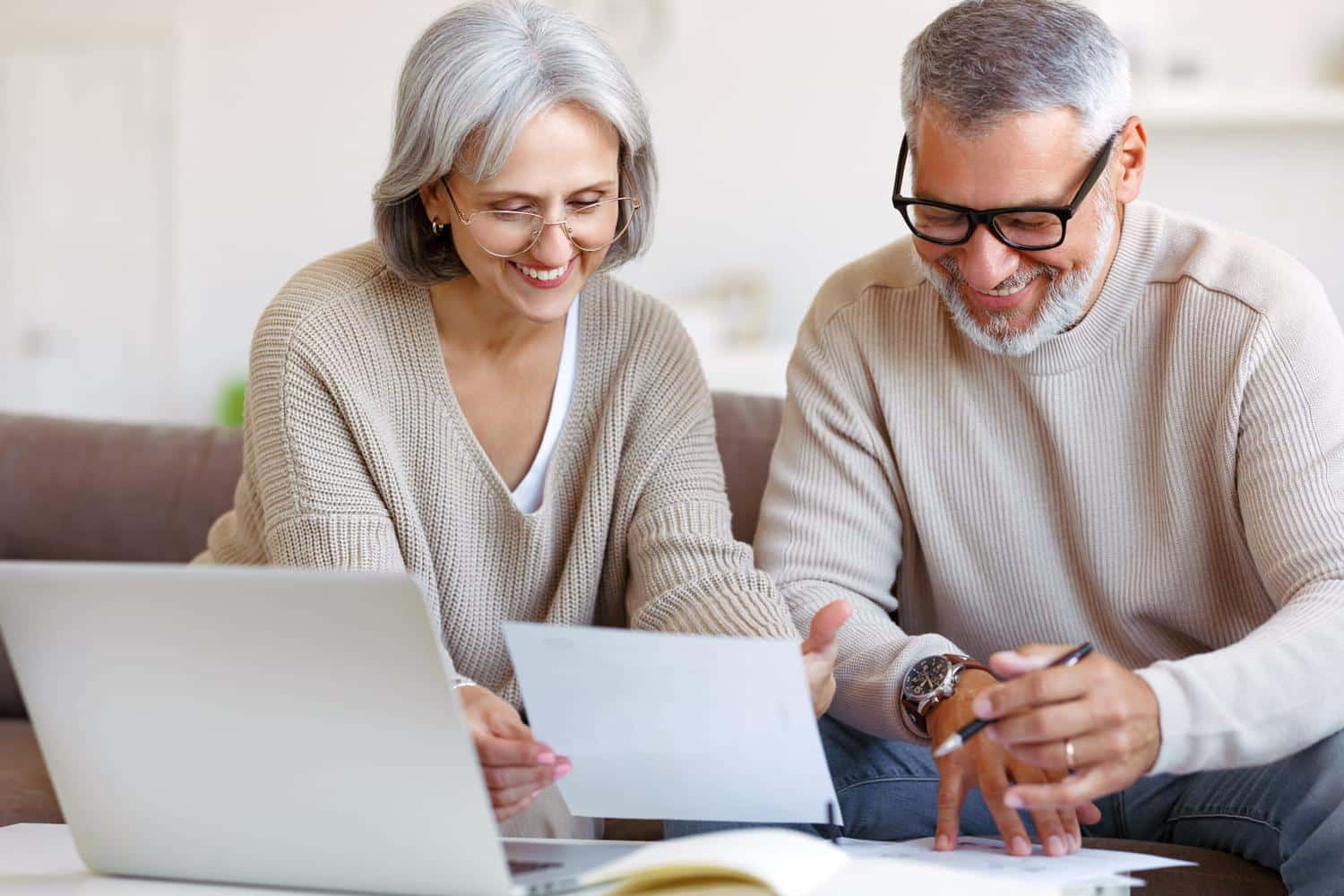 Avis aux retraités et aux chômeurs : cette déduction oubliée fait baisser vos impôts