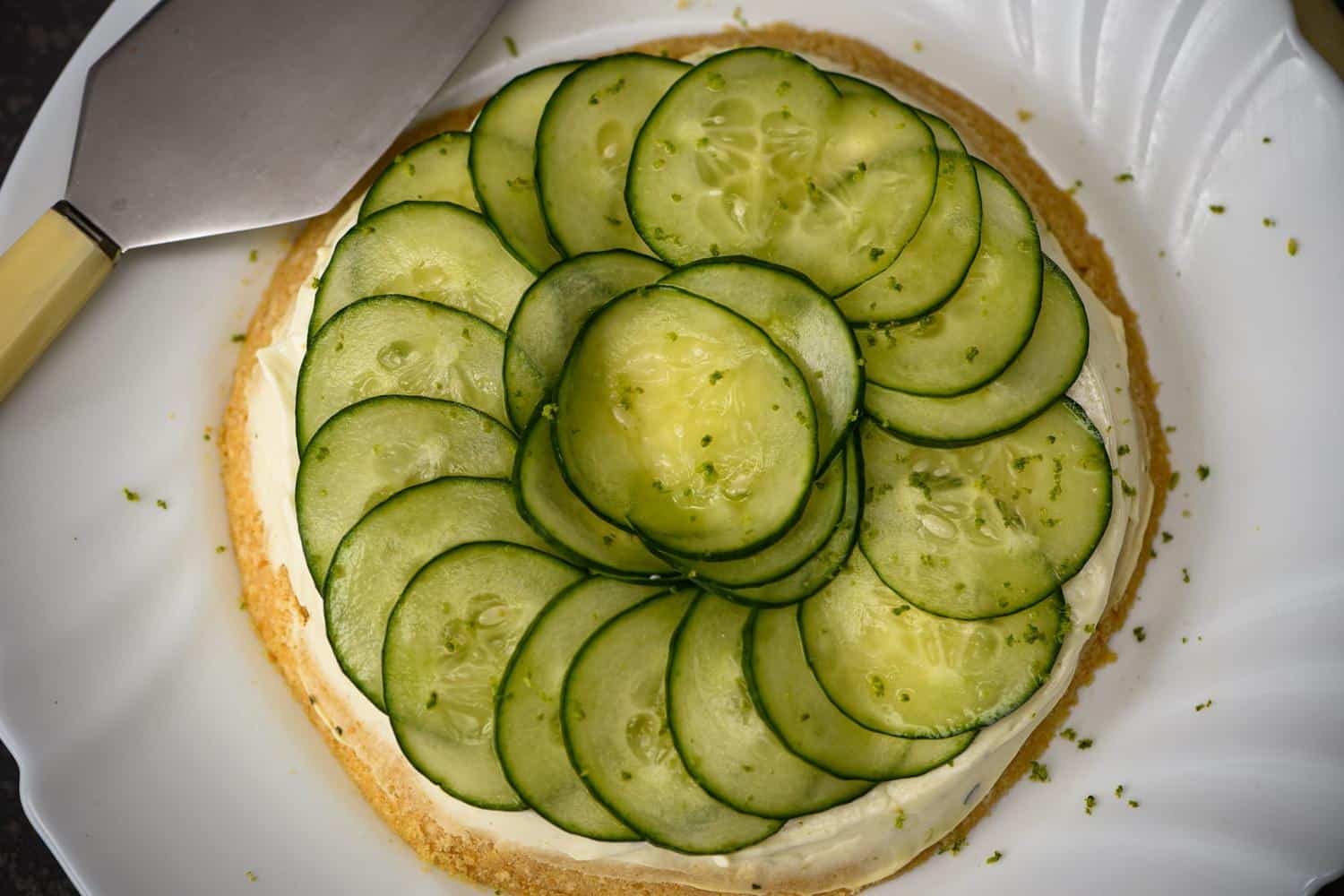 Sans cuisson, cette tarte au concombre est parfaite quand on ne veut pas allumer son four