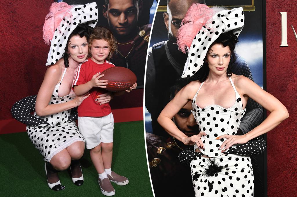 Julia Fox pops in polka-dotted corset dress at âHimâ premiere with son Valentino
