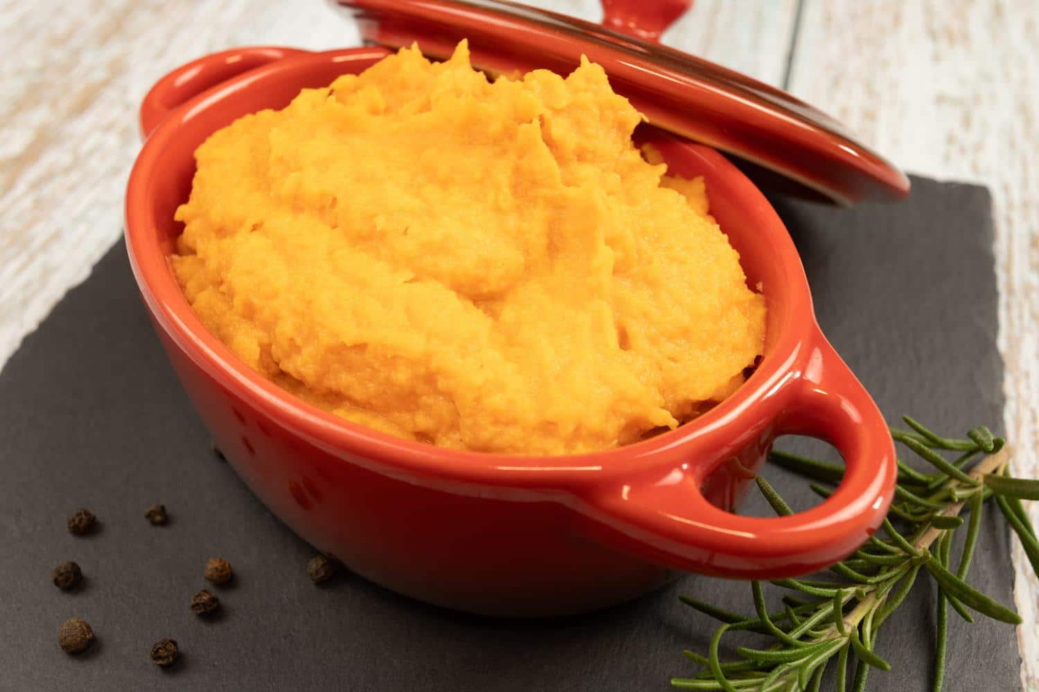 Deux fois moins calorique qu'une purée de pommes de terre, c'est l'accompagnement parfait pour une volaille