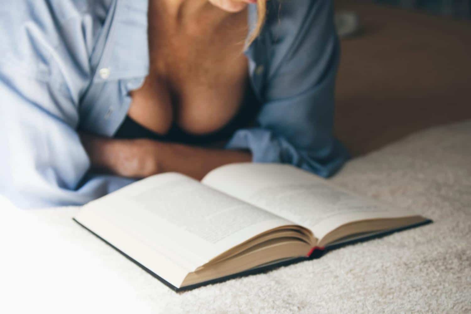 J'ai lu plus de 200 romans érotiques. Mon préféré a provoqué un procès historique (témoignage)