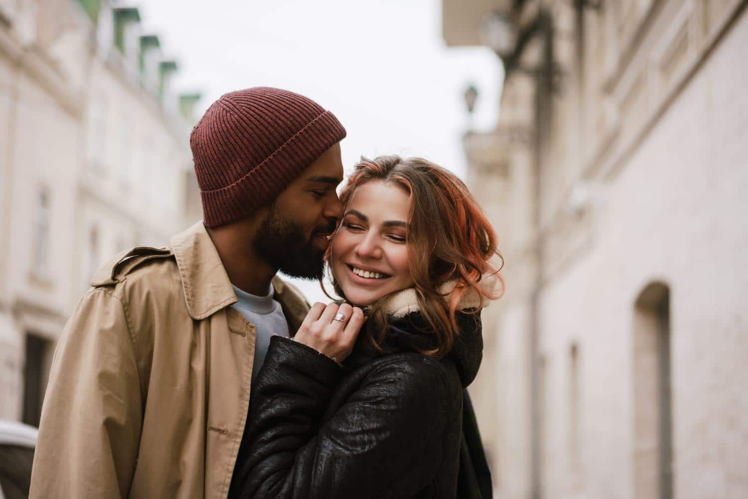 Après 86 ans de recherches, une étude révèle enfin le comportement clé qui fait durer un couple