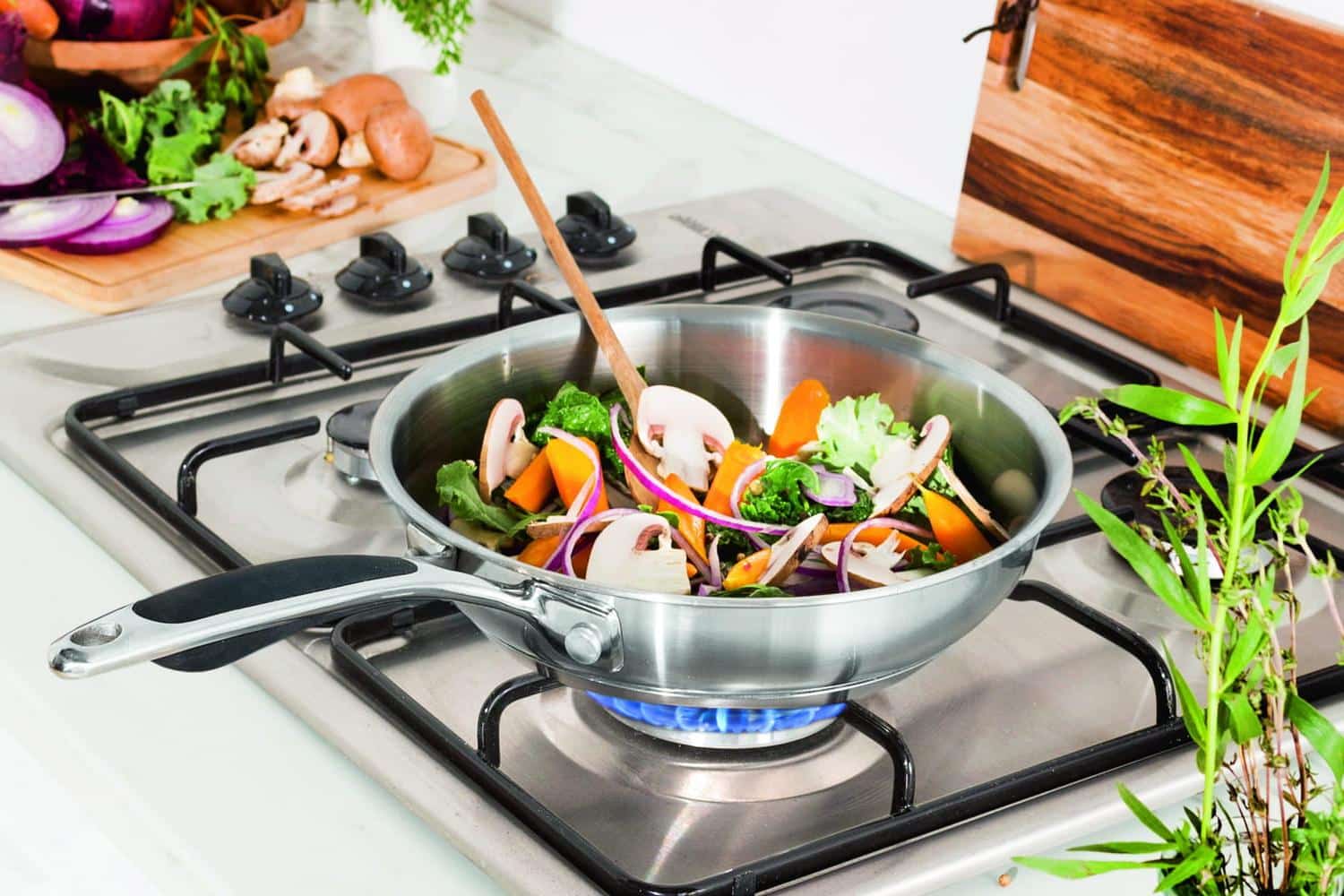 En mai, déposez vos recettes et remportez un lot de 3 poêles Mathon Excell'Inox