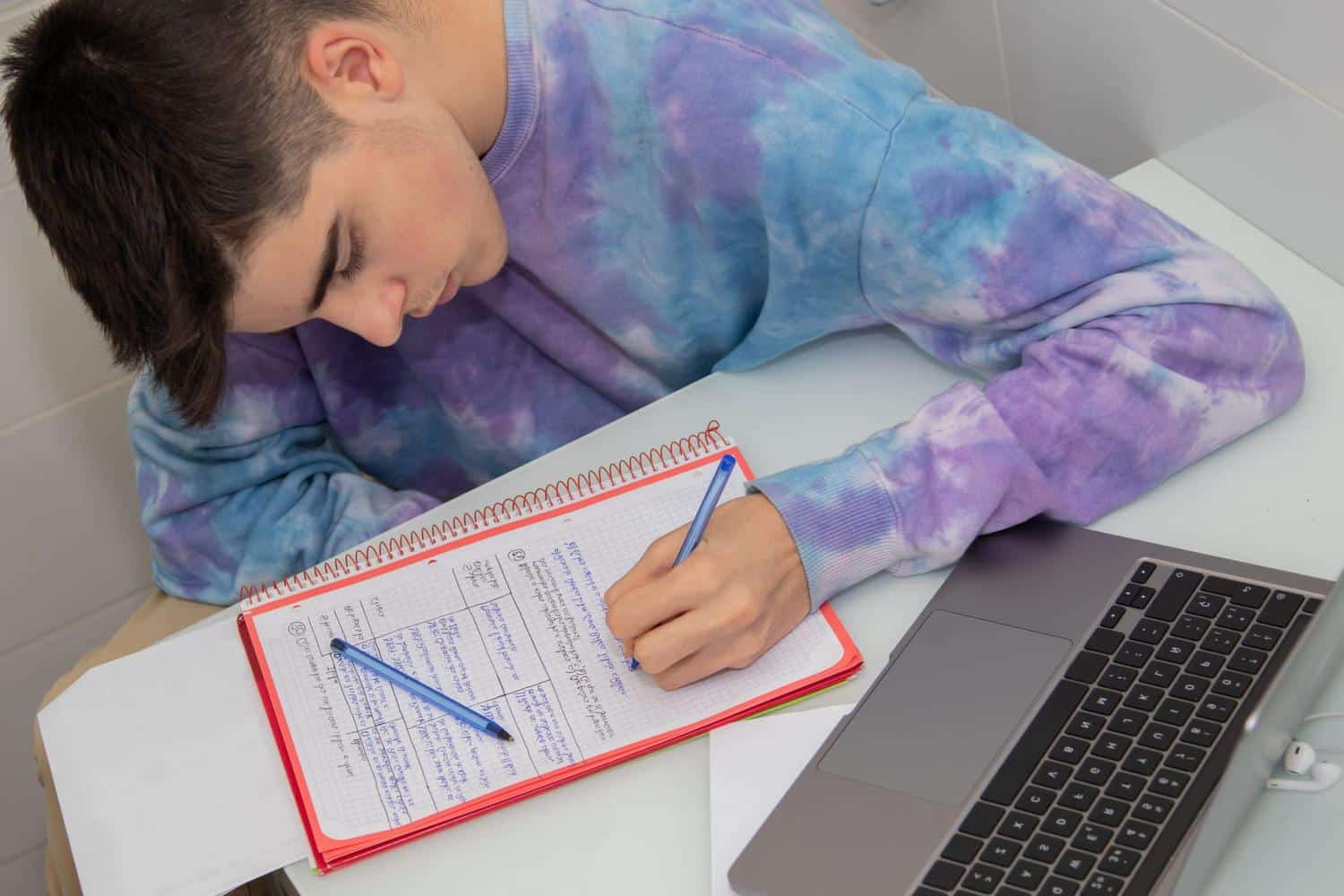 Bac et brevet : le guide de survie pour réviser efficacement, même à la dernière minute