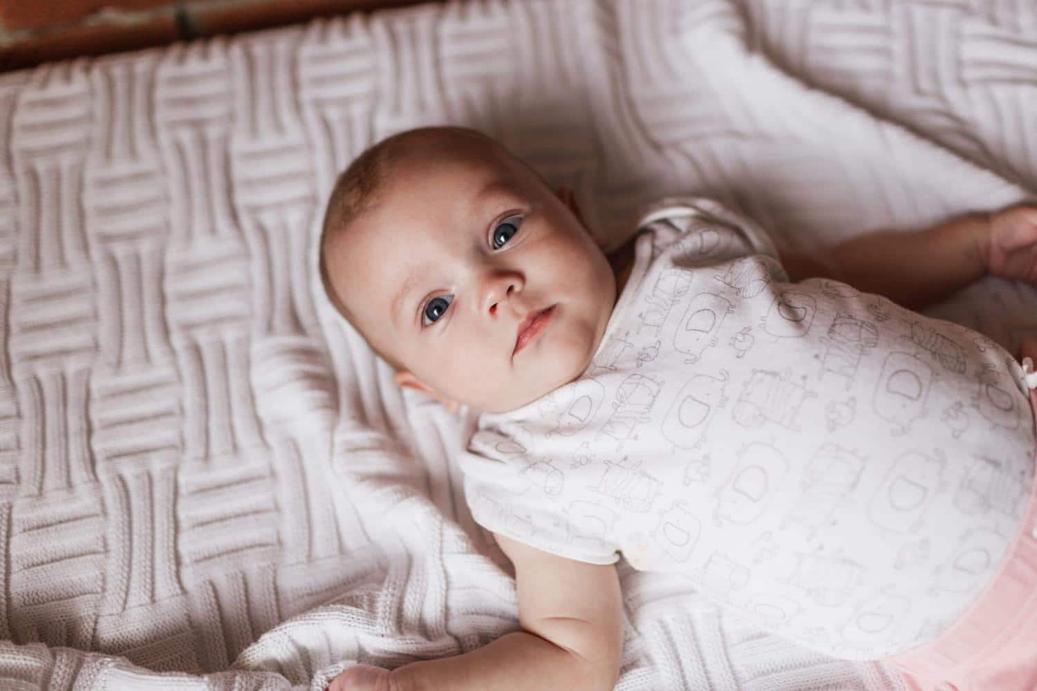 Prénom français : les plus belles idées classiques et modernes pour votre bébé