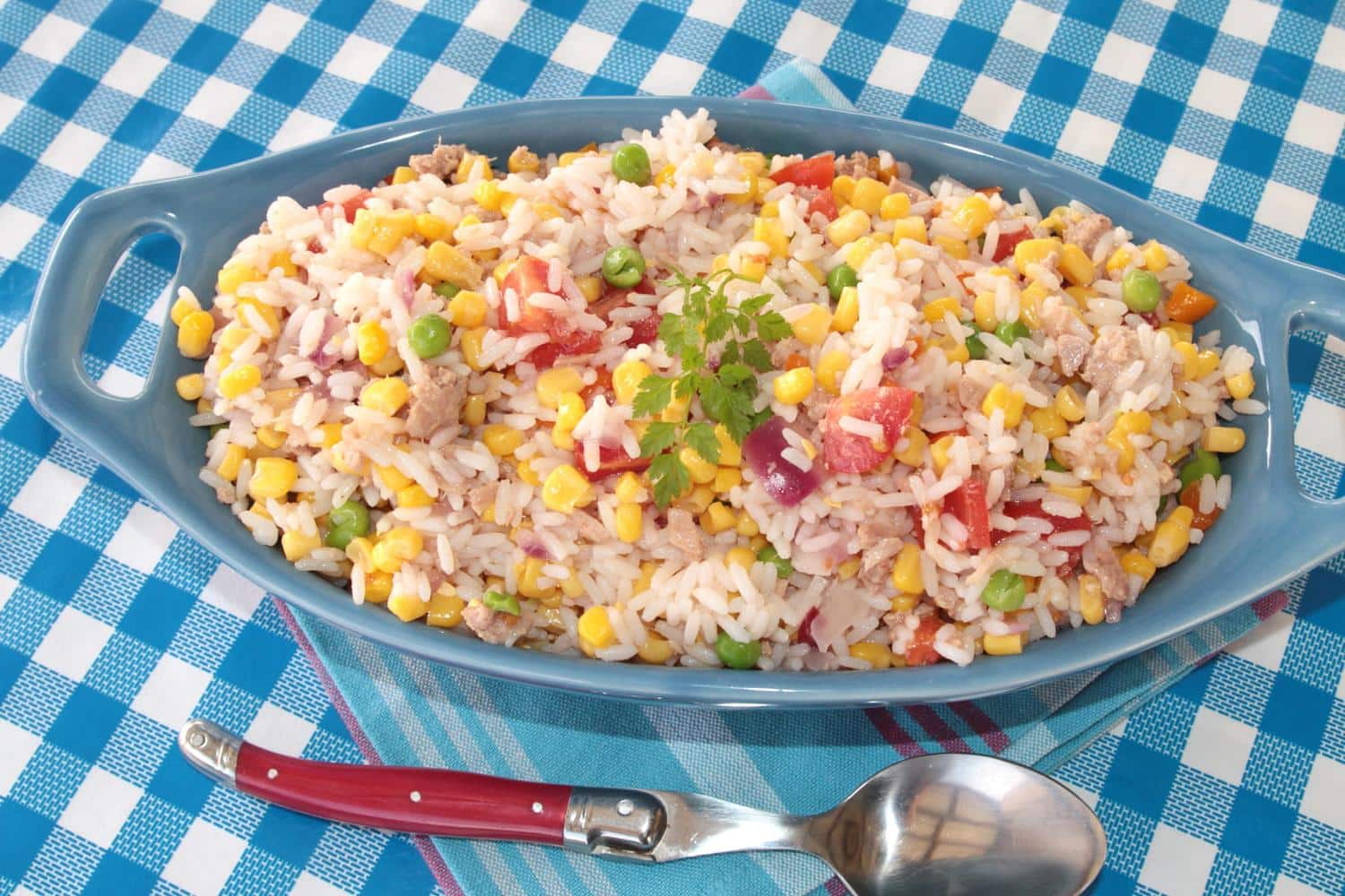 Pas au-delà : une salade de riz se conserve au maximum pendant…