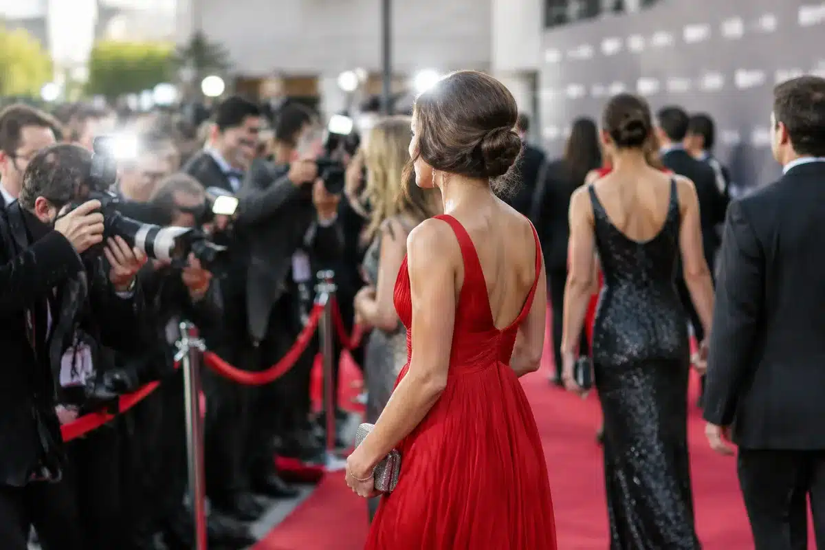 Klara and the Sun Red Carpet Photos: Florence Pugh, Jenna Ortega Shine at BFI London Film Festival